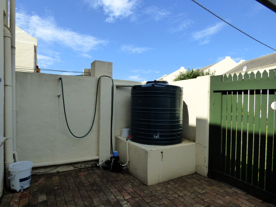 2 Bedroom Property for Sale in West Beach Eastern Cape